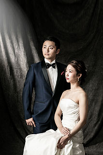 フォトスタジオで韓国風ウエディングフォト撮影08