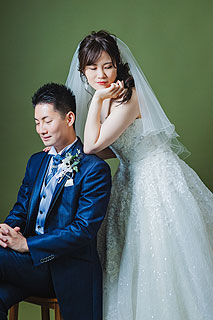 フォトスタジオで韓国風ウエディングフォト撮影10