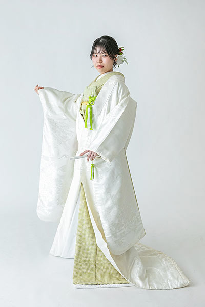 ウエディングフォト衣裳06